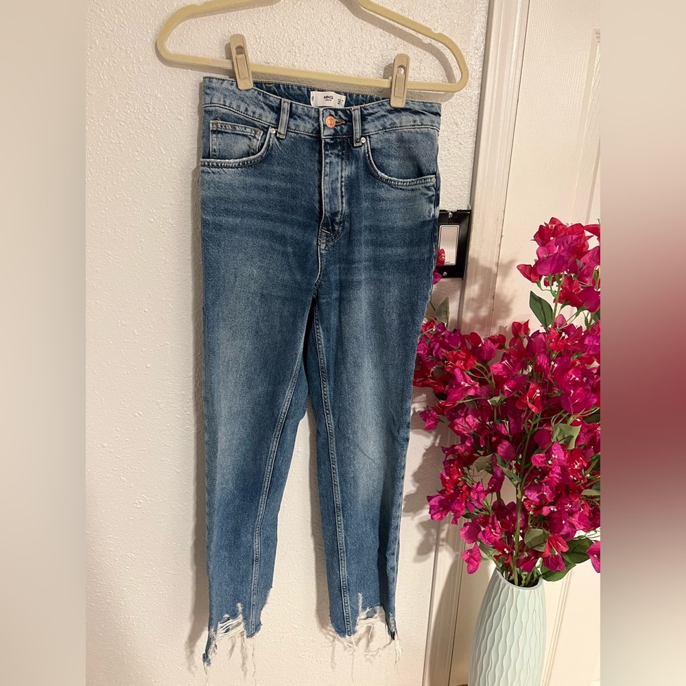 Mango | High Rise | Distressed Straight Leg | Size 4
